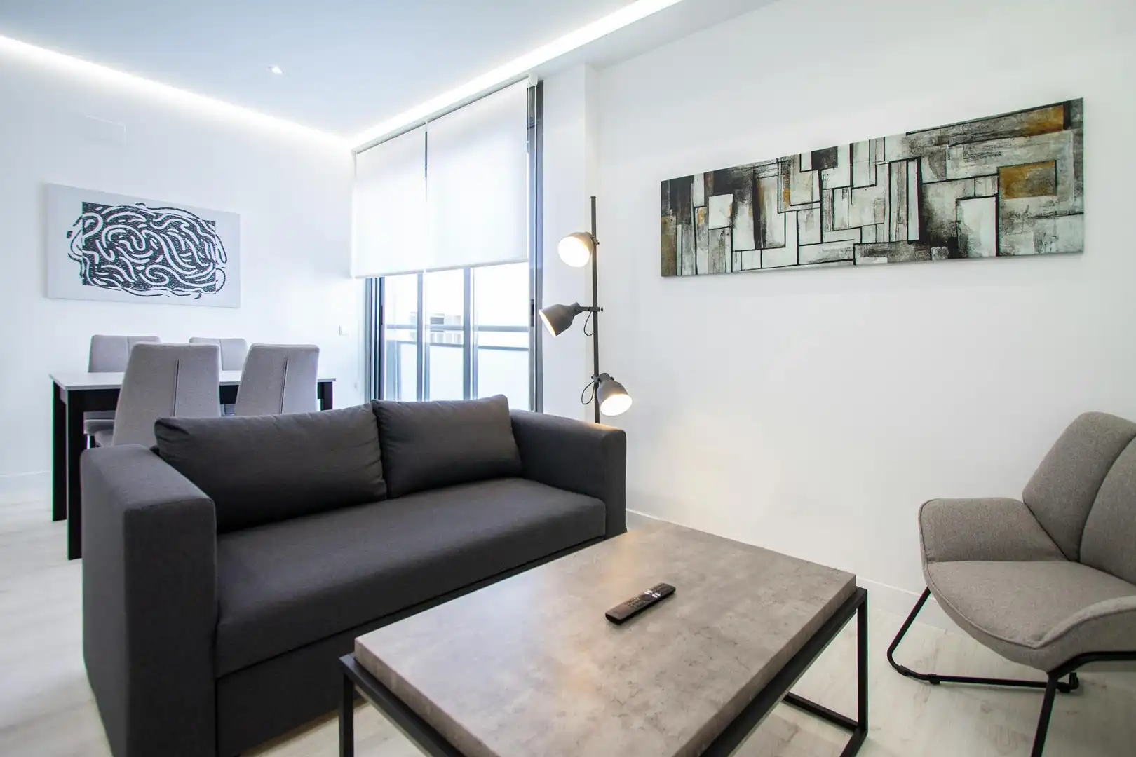Living room of Flat for rent in Madrid  with Air Conditioner, Heating and Furnished