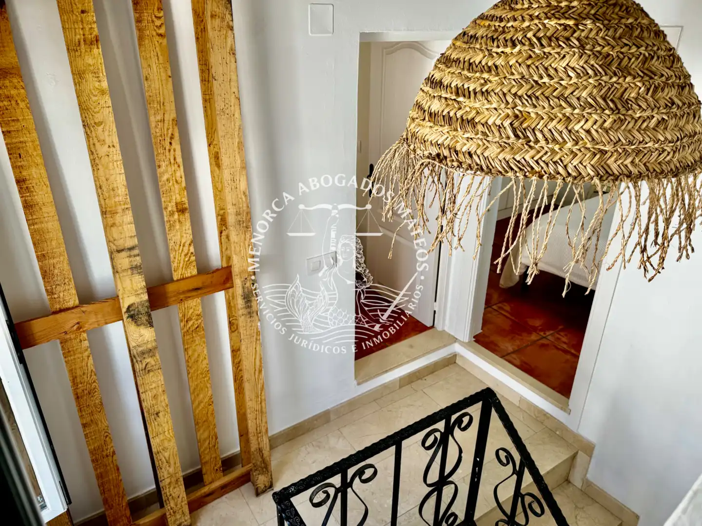 Casa amb terrassa en venda a Ferreries poble, imagen 5