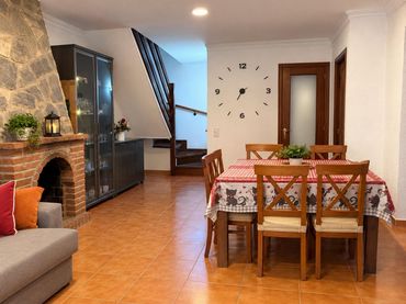 Triplex for sale in Calle Catalunya 34