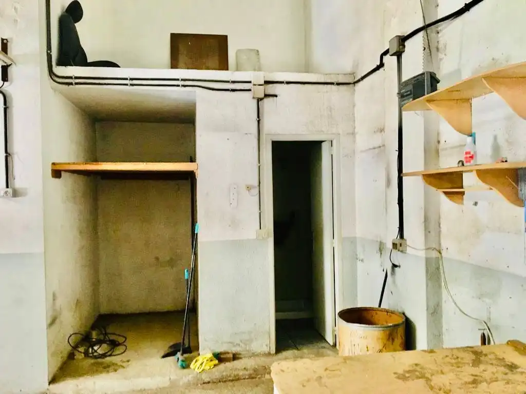 Local comercial en venda a Rúa Dona Urraca, imagen 2
