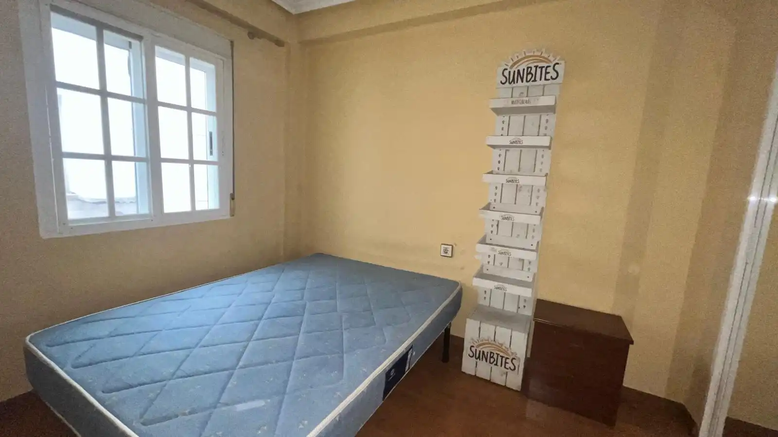 Habitación de Piso de alquiler en Trujillo con Aire acondicionado, Terraza y Amueblado