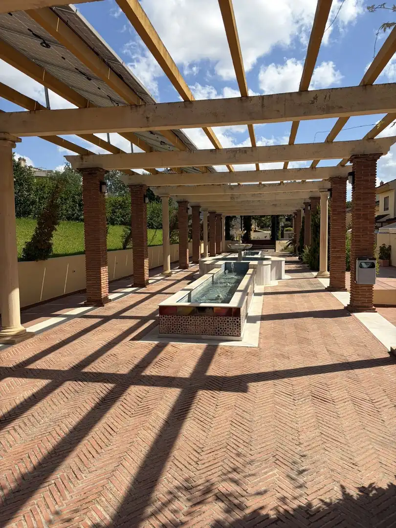 Terrace of Detached homes for sale in Milla de Oro