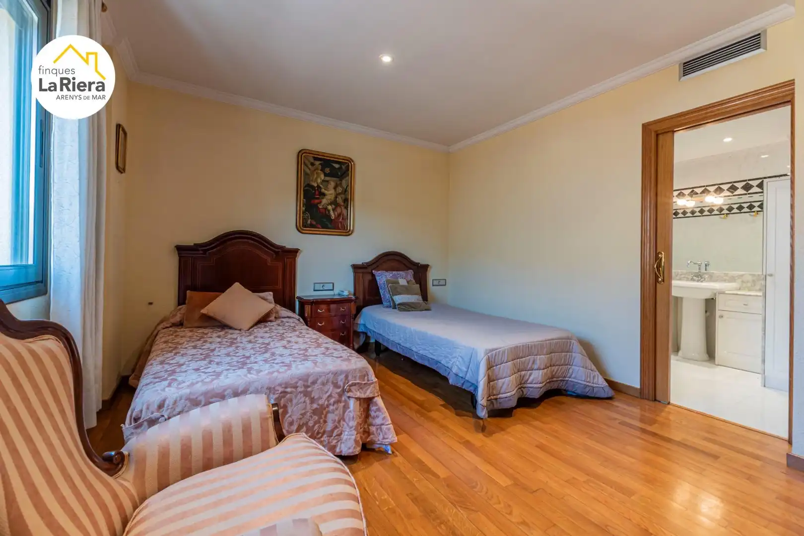 Habitación de Ático en venta en Arenys de Mar con Aire acondicionado, Calefacción y Parquet