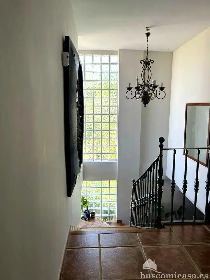 Casa adosada en venda en Linares amb Aire condicionat, Jardí privat i Terrassa