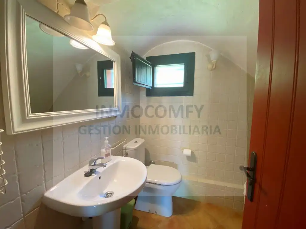 Badezimmer von Haus oder Chalet zur Miete in La Pera
