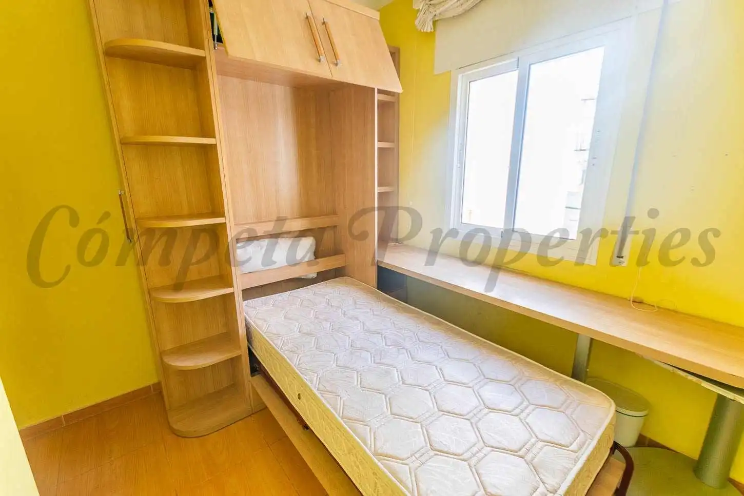 Apartament amb terrassa en venda a Sayalonga, imagen 11