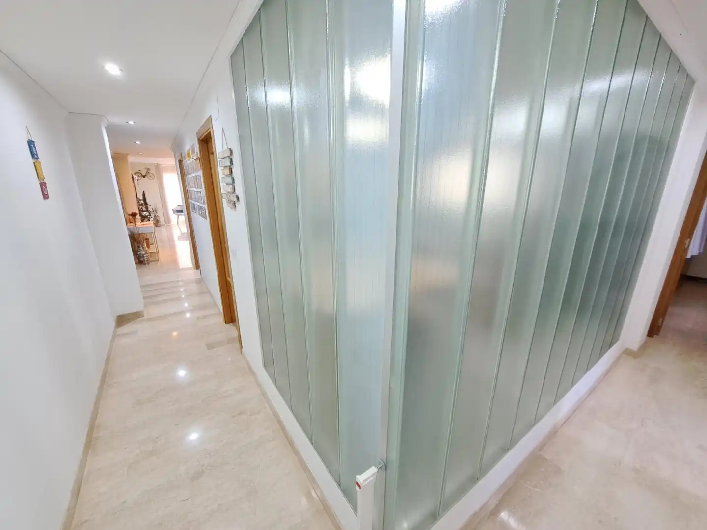 Wohnung zum Verkauf in Alzira mit Klimaanlage und Balkon