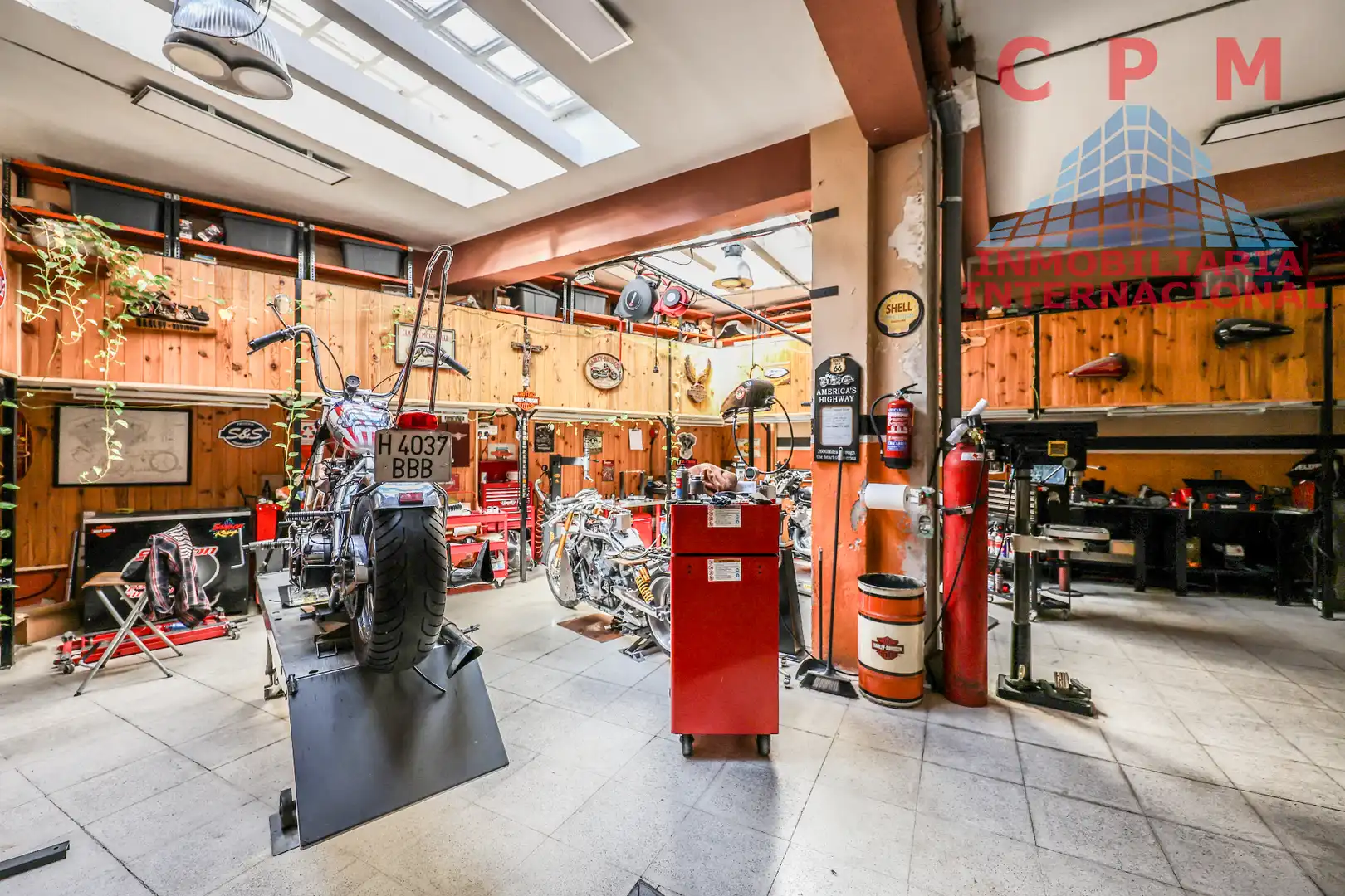 Nave industrial en venta en Tetuán