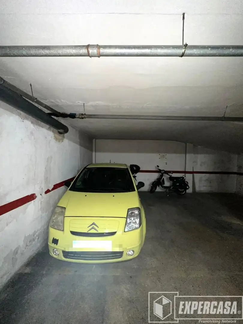 Parking of Garage for rent in Valencia