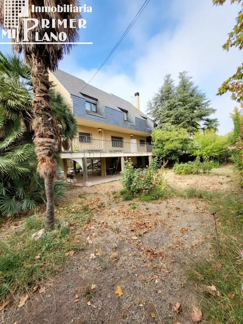 Vista exterior de Casa o chalet en venta en Tomelloso con Aire acondicionado, Jardín privado y Terraza