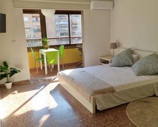 Bedroom of Flat to share in Xirivella  with Air Conditioner