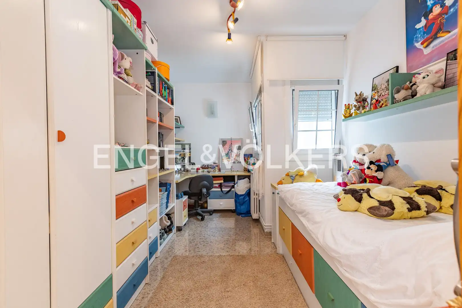 Dormitori de Casa adosada en venda en Sabadell amb Aire condicionat, Calefacció i Jardí privat