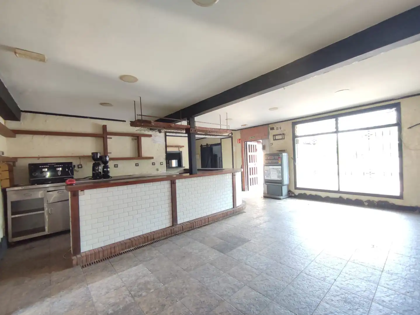 Commercial properties for rent in Gijón 