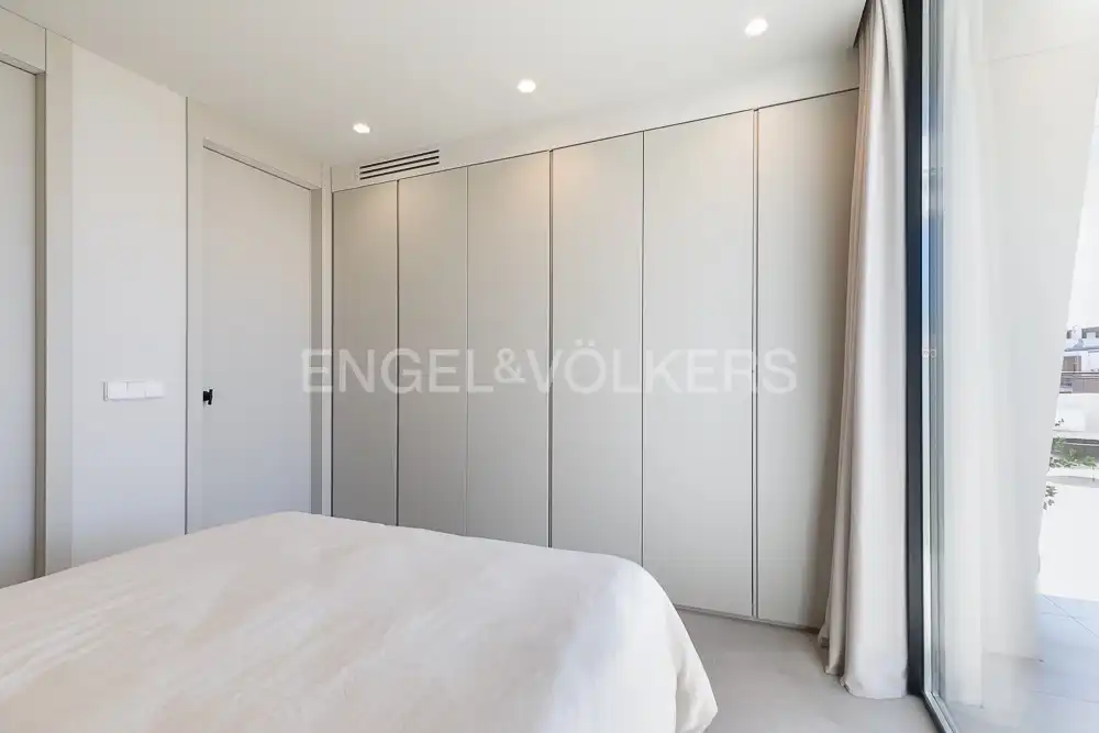 Bedroom of Attic for rent in Valencia  with Air Conditioner, Heating and Terrace