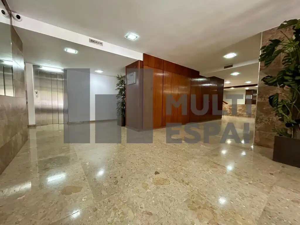 Büro zur Miete in Barcelona mit Klimaanlage und Terrasse