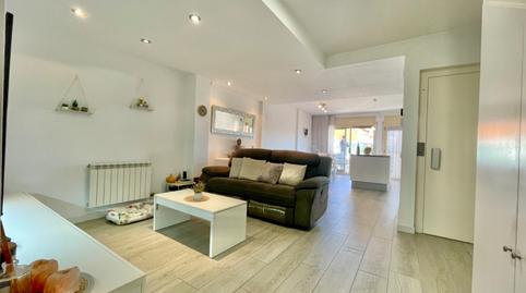 Foto 3 de Casa adosada en venda a Carrer Bullidors, Domeny, Girona