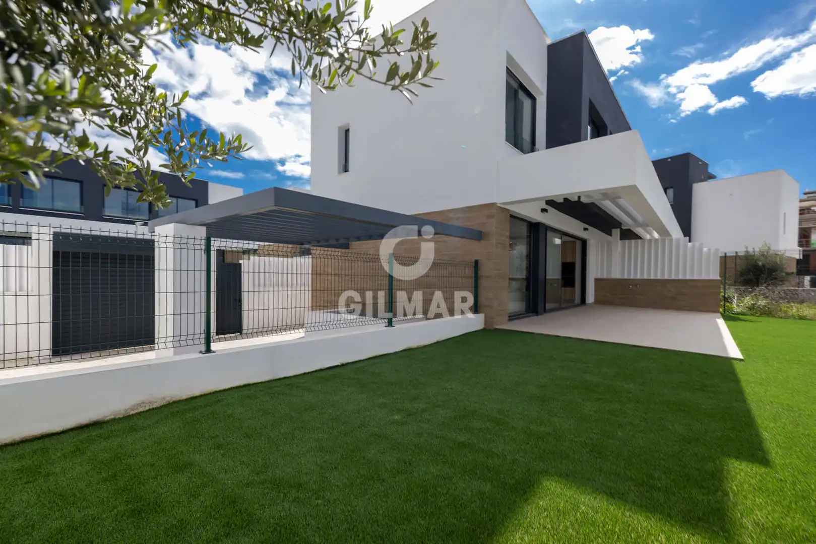 Jardín de Casa adosada en venta en Estepona con Calefacción, Jardín privado y Piscina