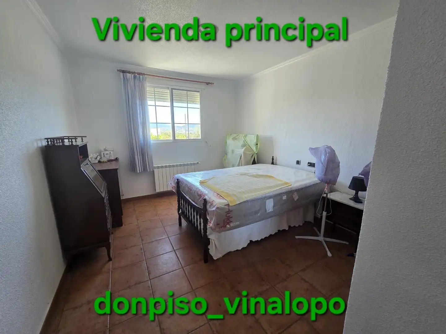 Dormitori de Finca rústica en venda en Elda amb Calefacció i Piscina