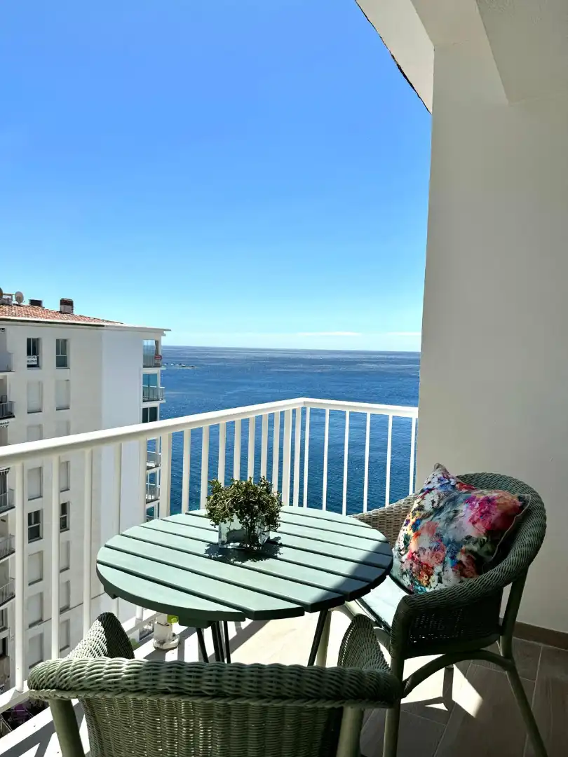 Balcony of Flat for sale in Roses  with Air Conditioner, Heating and Furnished
