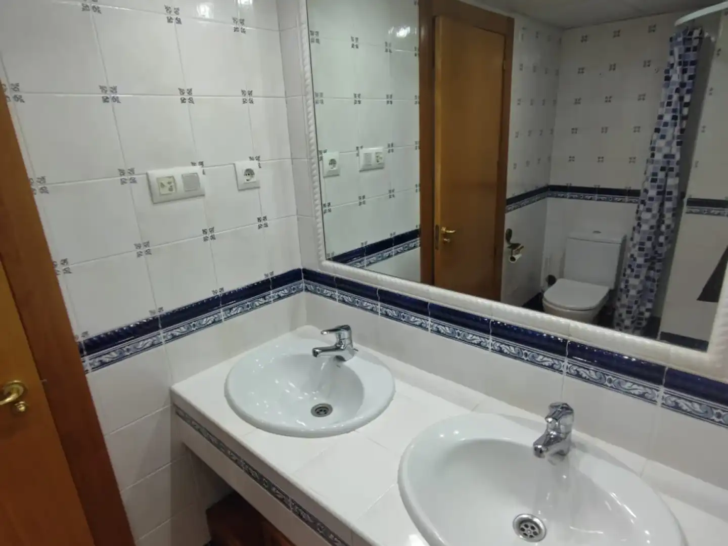 Bany de Pis de lloguer en Murcia amb Aire condicionat, Calefacció i Moblat