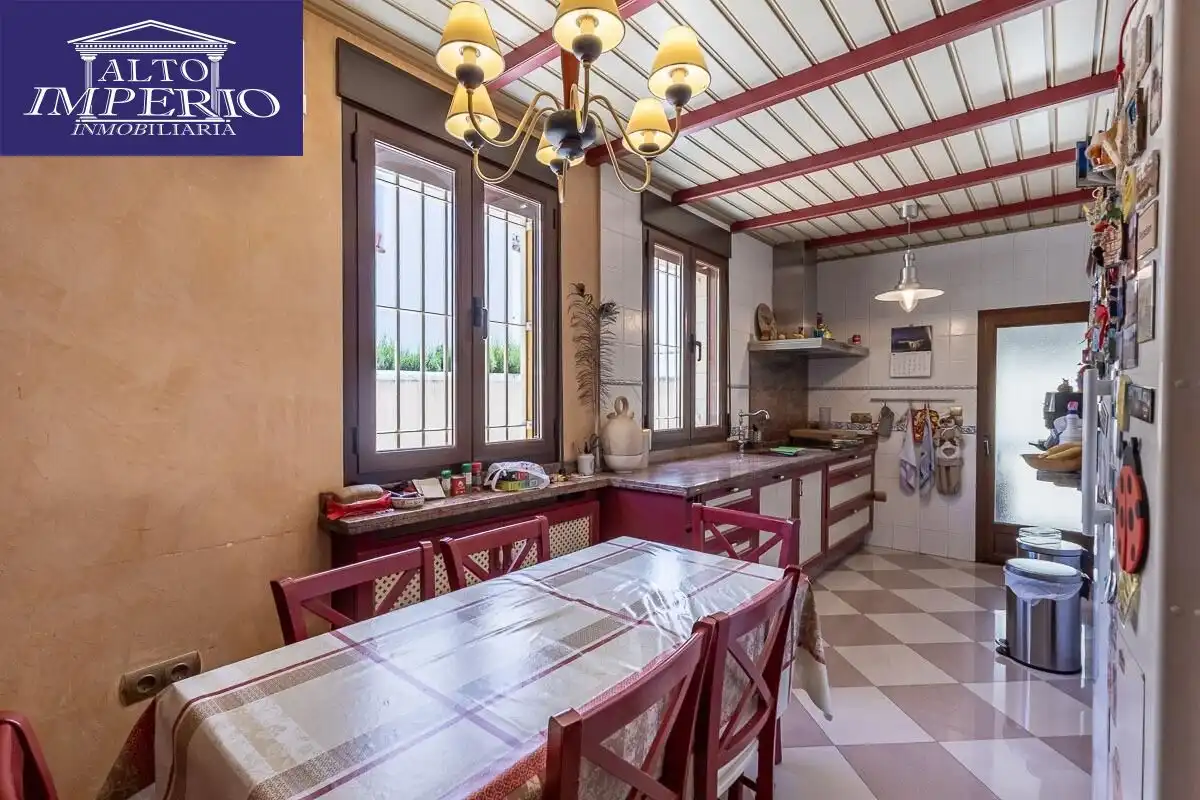 Kitchen of Houses for sale in Granada  with Air Conditioner, Heating and Private garden
