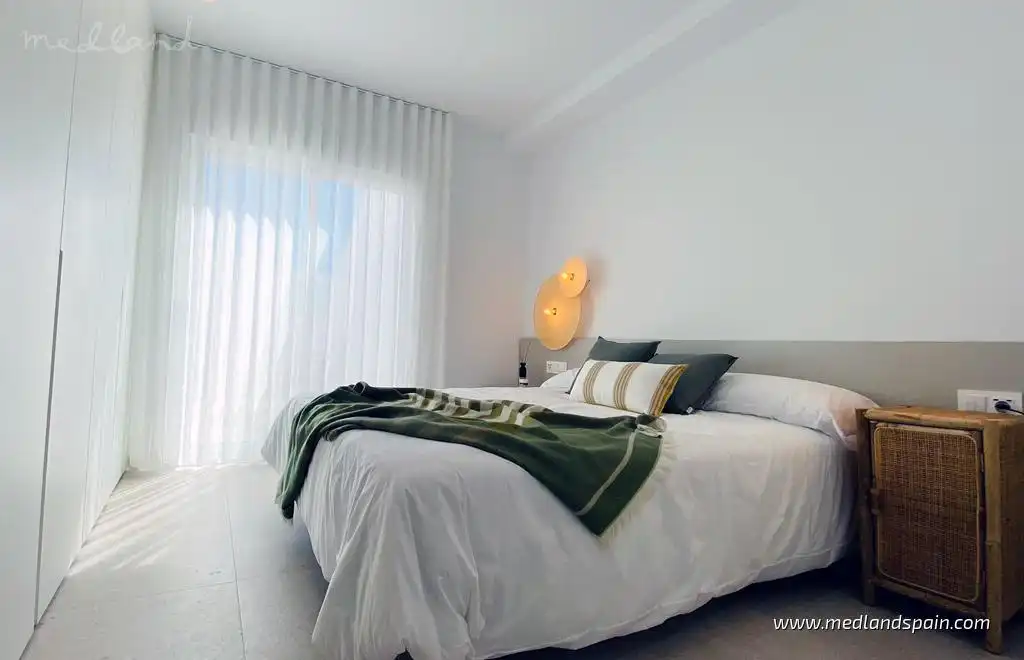 Dormitori de Apartament en venda en Pilar de la Horadada amb Aire condicionat, Calefacció i Terrassa
