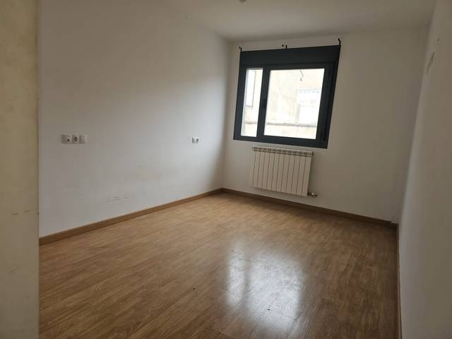 Piso en Venta en Calle Tajada, 15 en Pedrola