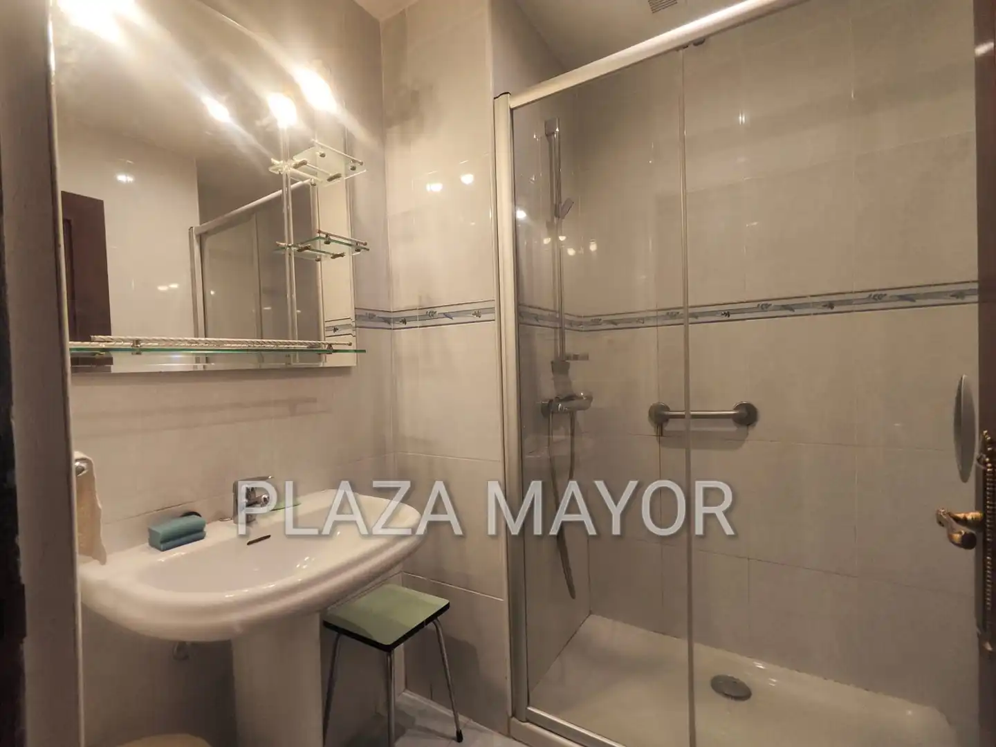 Baño de Piso en venta en Salamanca con Calefacción, Parquet y Amueblado