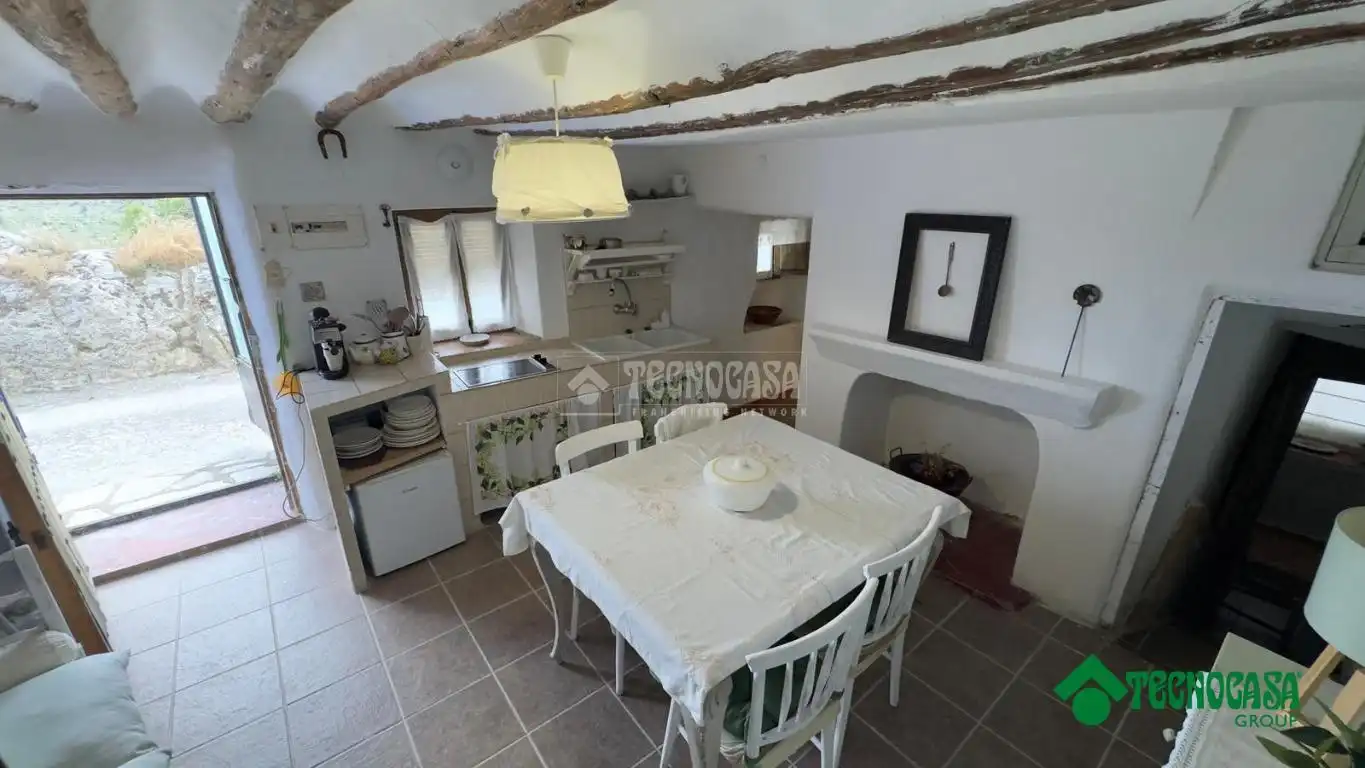 Cocina de Casa adosada en venta en Zafra de Záncara con Aire acondicionado, Calefacción y Amueblado