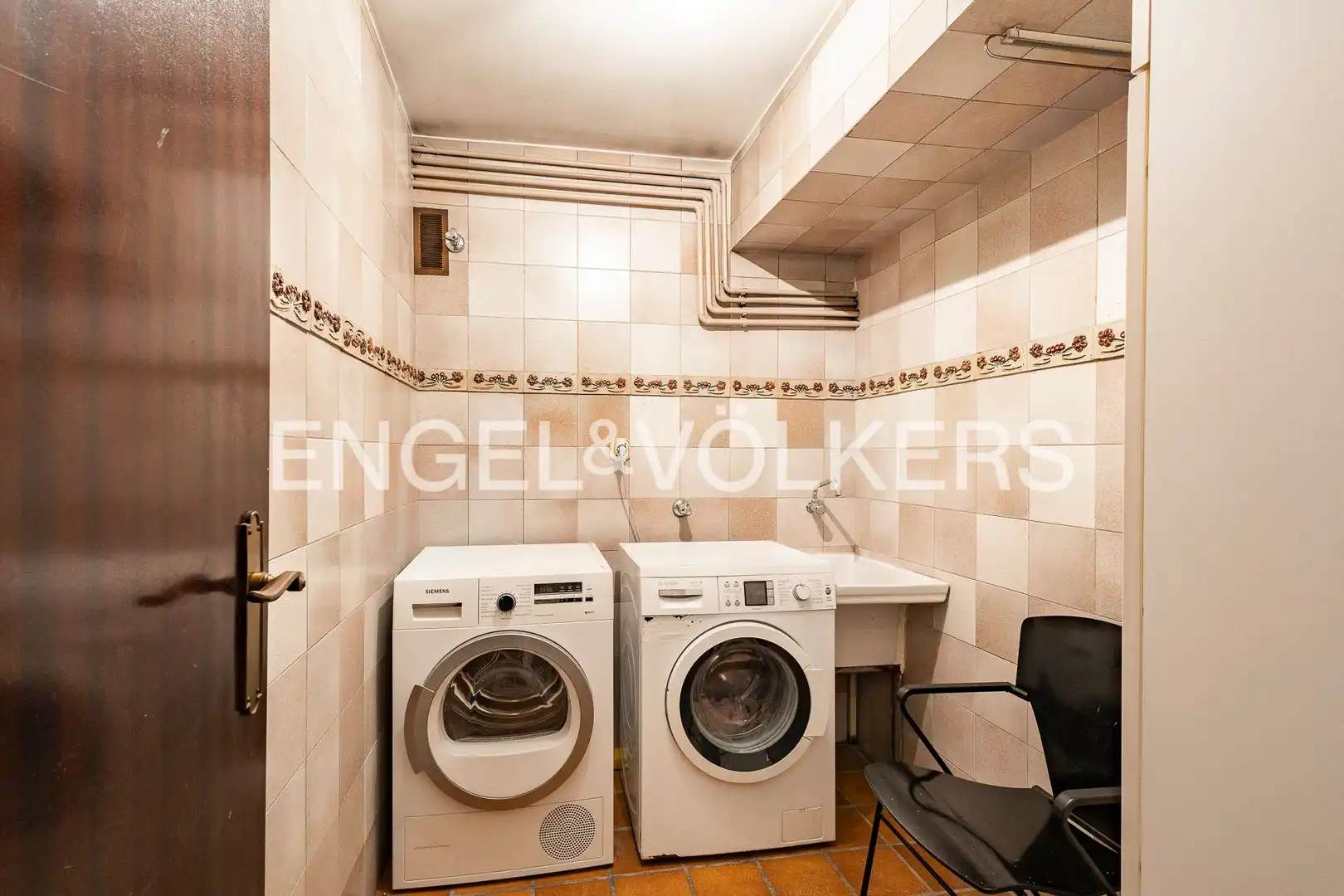 Cocina de Casa o chalet en venta en Esplugues de Llobregat con Aire acondicionado, Calefacción y Jardín privado