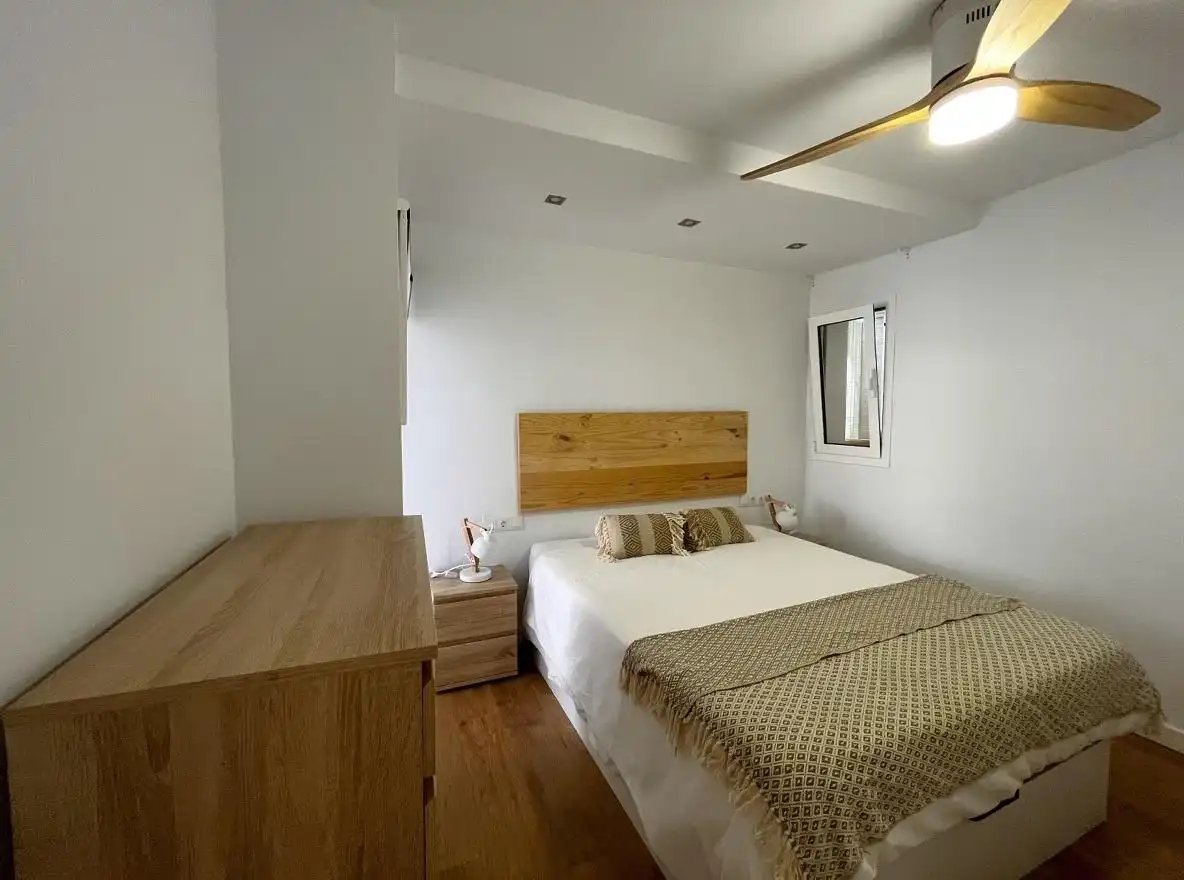 Bedroom of Flat for sale in Málaga  with Furnished and Balcony