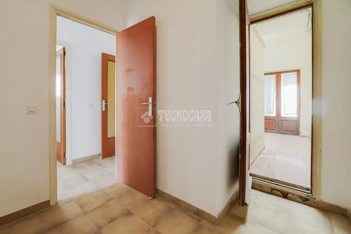Piso en venta en Mataró con Balcón