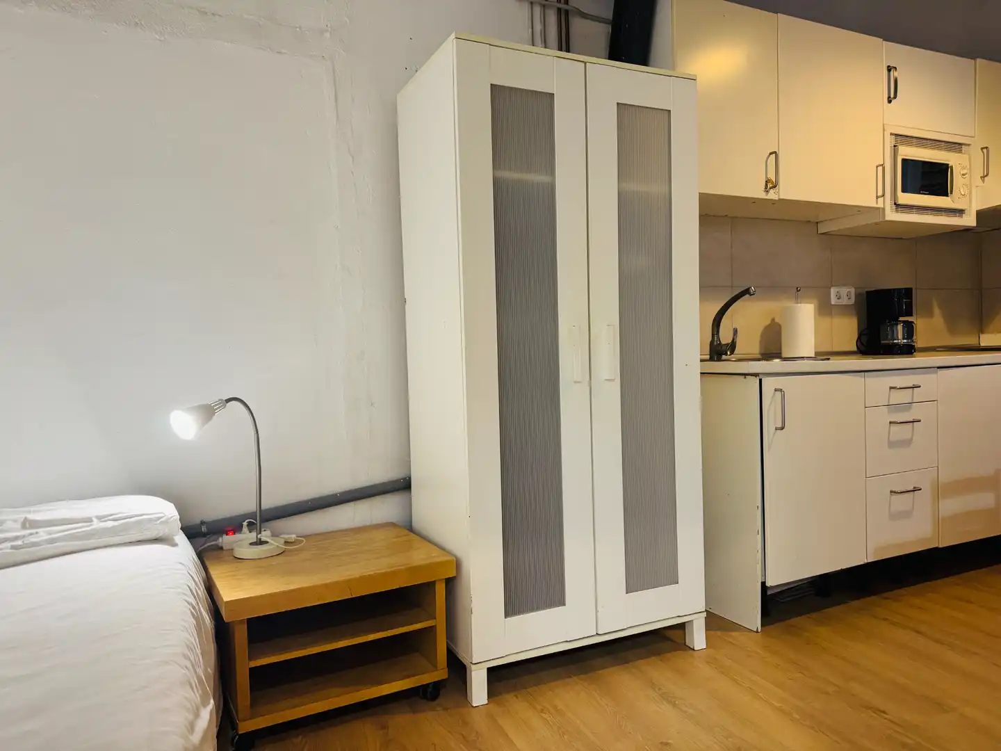 Dormitori de Estudi de lloguer en Barcelona amb Aire condicionat, Parquet i Moblat