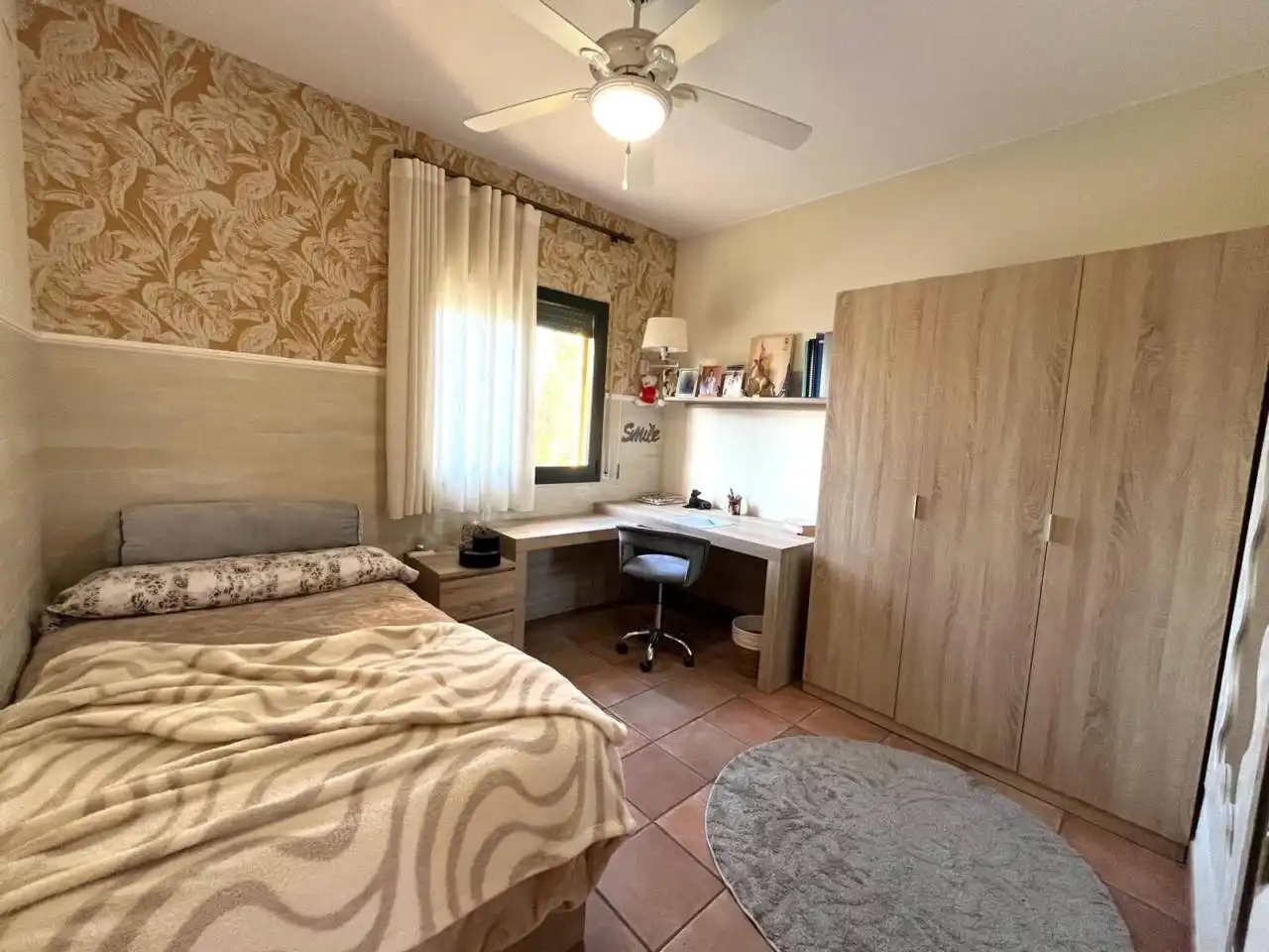 Habitación de Casa o chalet en venta en Girona con Calefacción, Jardín privado y Terraza
