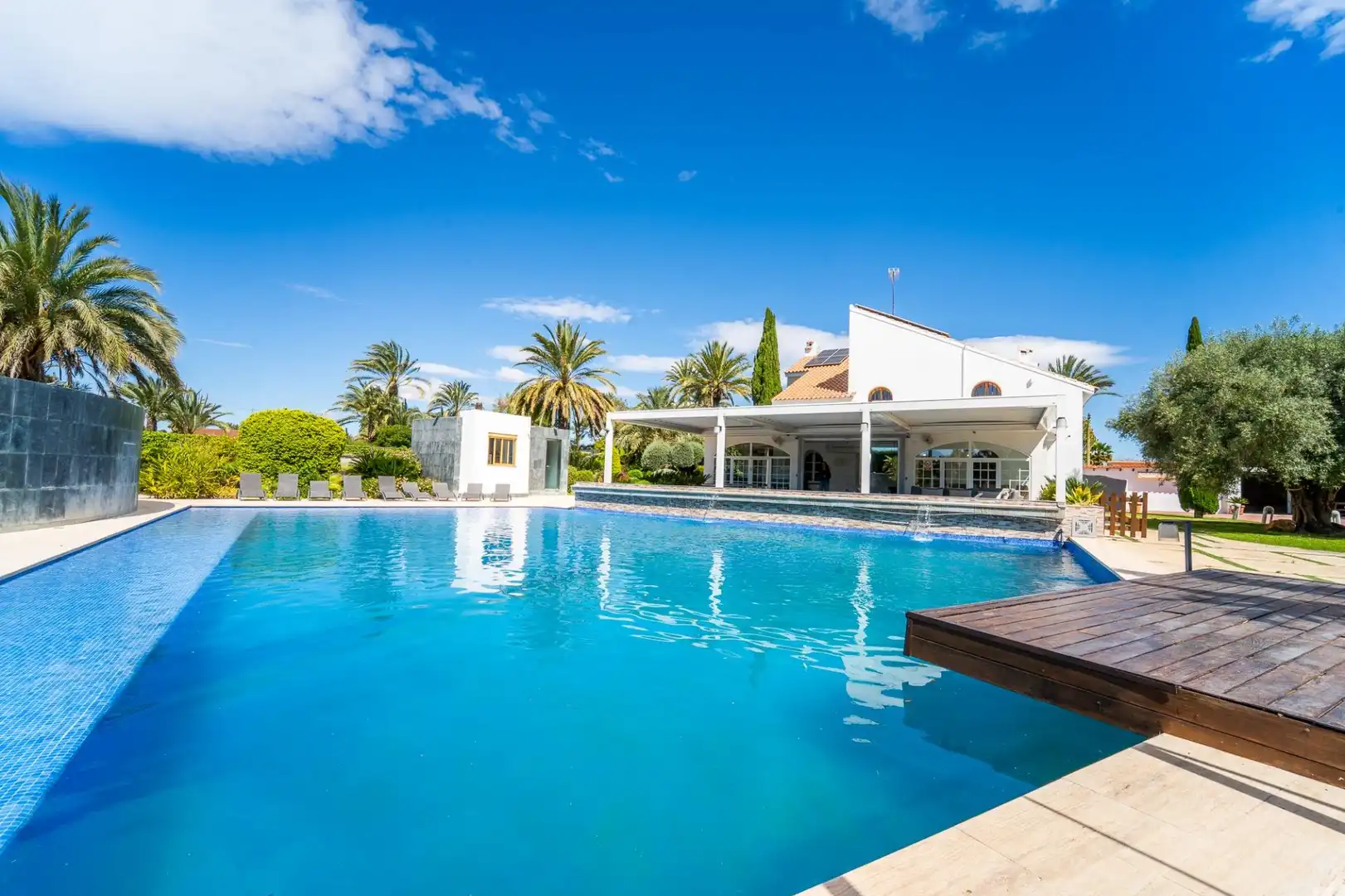 Piscina de Casa o chalet de alquiler en Elche / Elx con Aire acondicionado, Jardín privado y Terraza