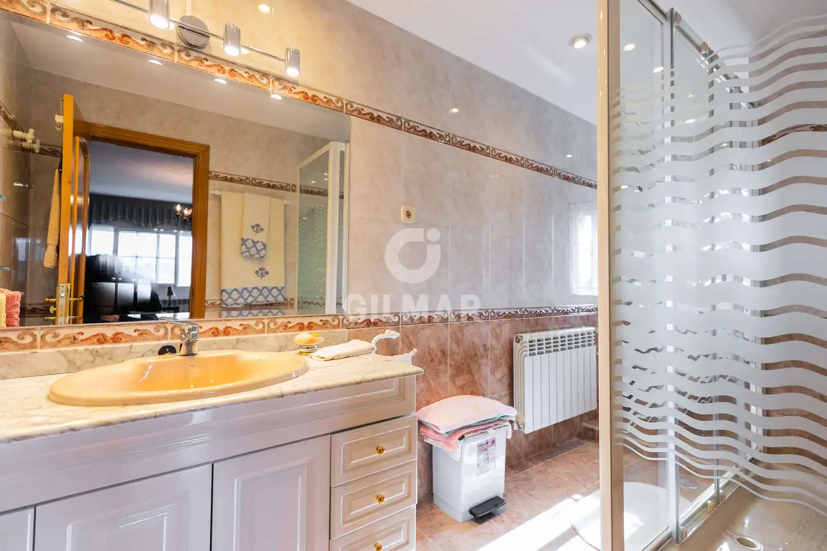 Bathroom of Houses for sale in Colmenarejo  with Heating, Private garden and Swimming Pool