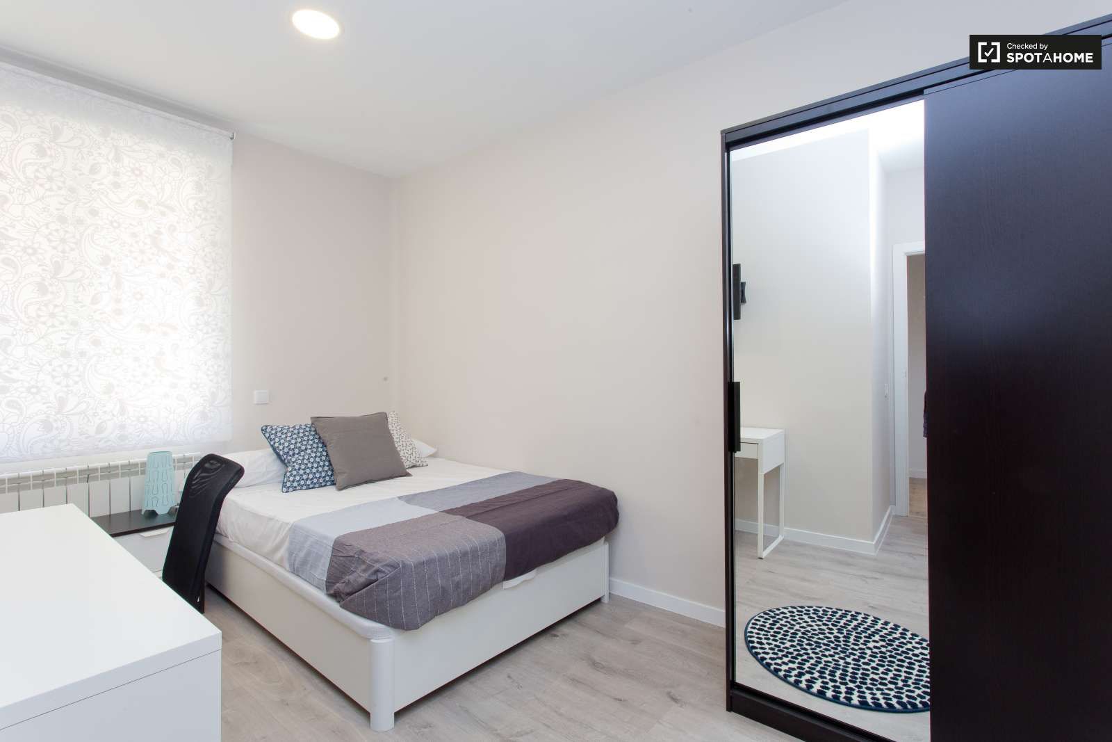 Flat to share in Universidad - Malasaña