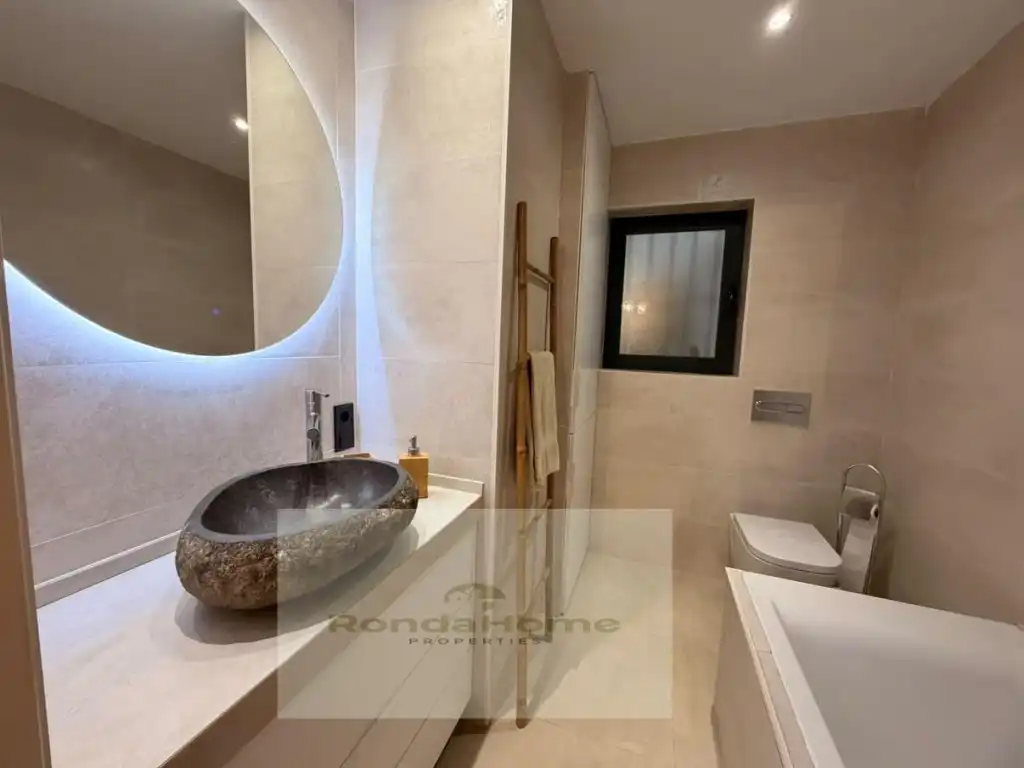 Flat with balcony to rent in Avenida Flor De Loto, imagen 11