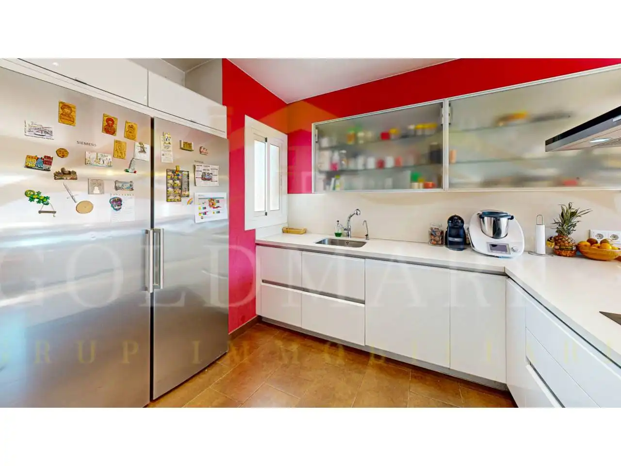 Cocina de Piso en venta en Sant Vicenç Dels Horts con Aire acondicionado, Calefacción y Parquet