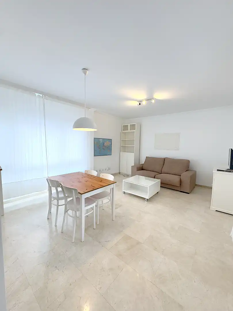 Flat for rent in Calle Carvajal, 6, Arenales - Lugo - Avda. Marítima