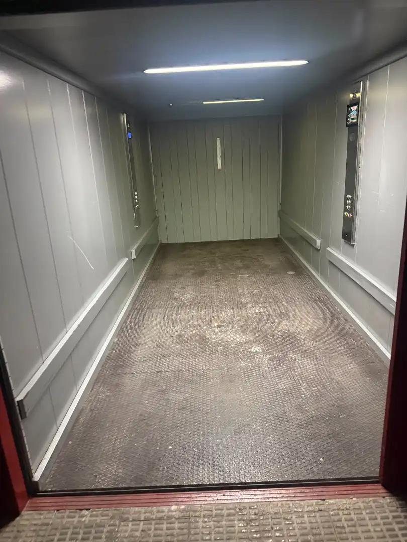 Parking with lift for sale in Calle de Juan XXIII, imagen 3