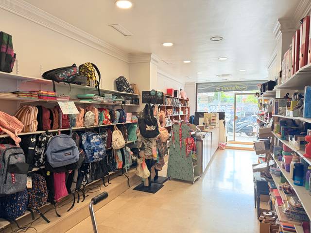 Local comercial en Alquiler en Carrer de Francesc Macià en Progrés - Pep Ventura