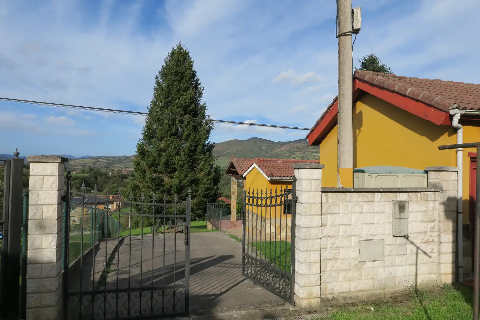 Rustikales Grundstück zum Verkauf in San Claudio - Trubia - Las Caldas