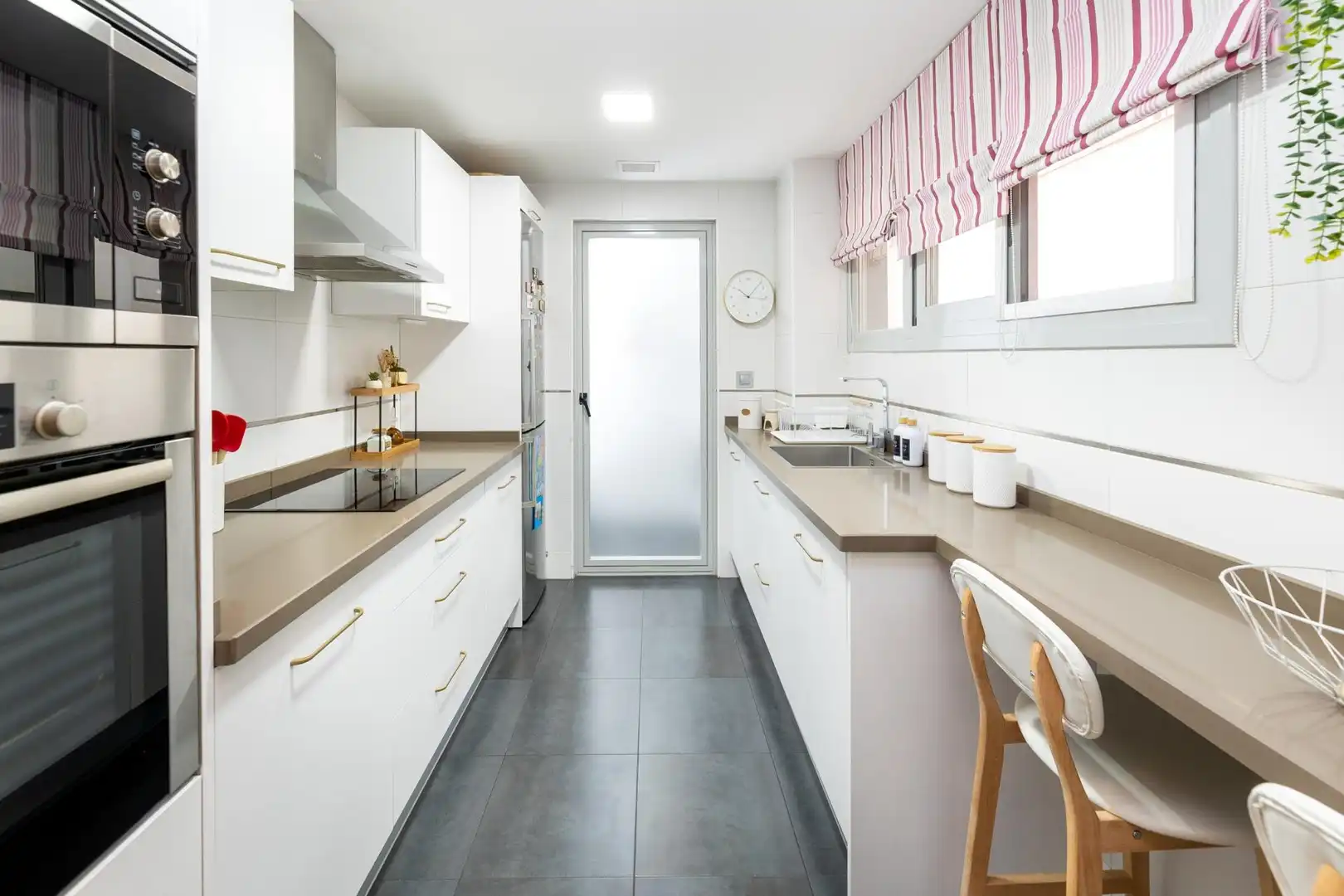 Kitchen of Flat for sale in Armilla