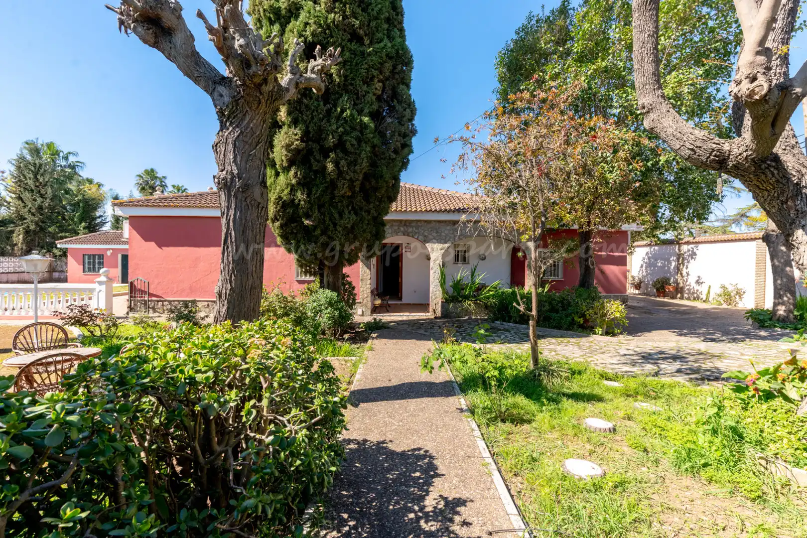 Vista exterior de Casa o chalet en venta en Villanueva del Ariscal con Aire acondicionado, Calefacción y Jardín privado
