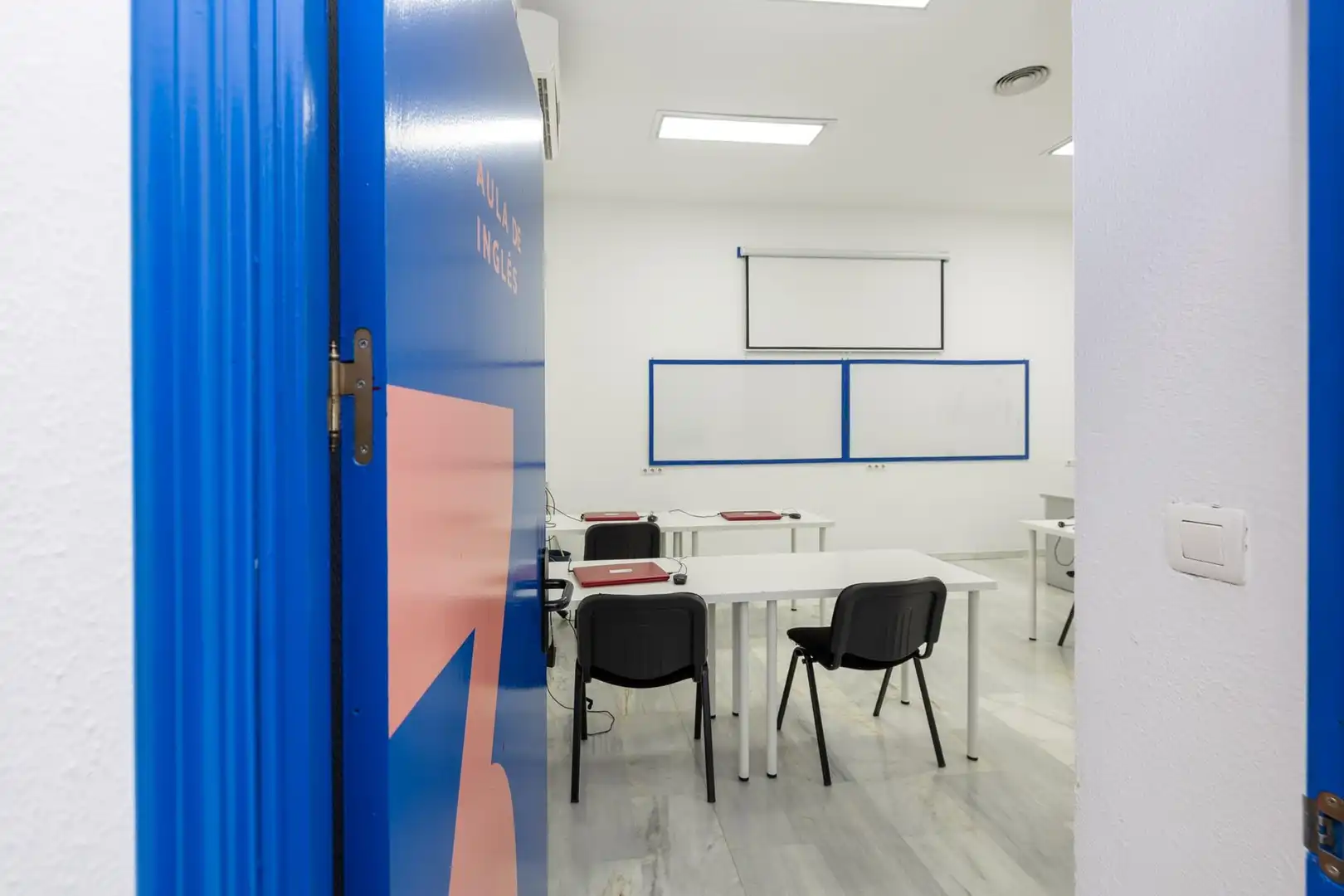 Business premises for sale in Calle Cisne 10, imagen 17