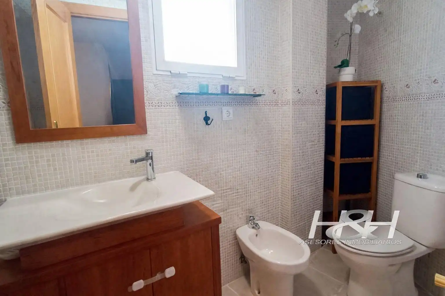 Baño de Ático en venta en Burjassot con Aire acondicionado y Balcón
