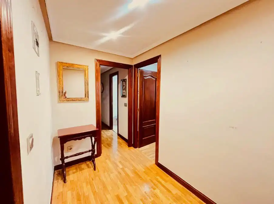 Wohnung zum Verkauf in Salamanca mit Klimaanlage, Heizung und Parkett