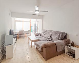 Living room of Flat for sale in L'Alfàs del Pi  with Air Conditioner, Terrace and Swimming Pool