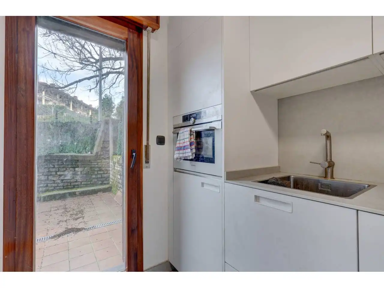 Kitchen of Flat for sale in Donostia - San Sebastián   with Heating, Private garden and Terrace